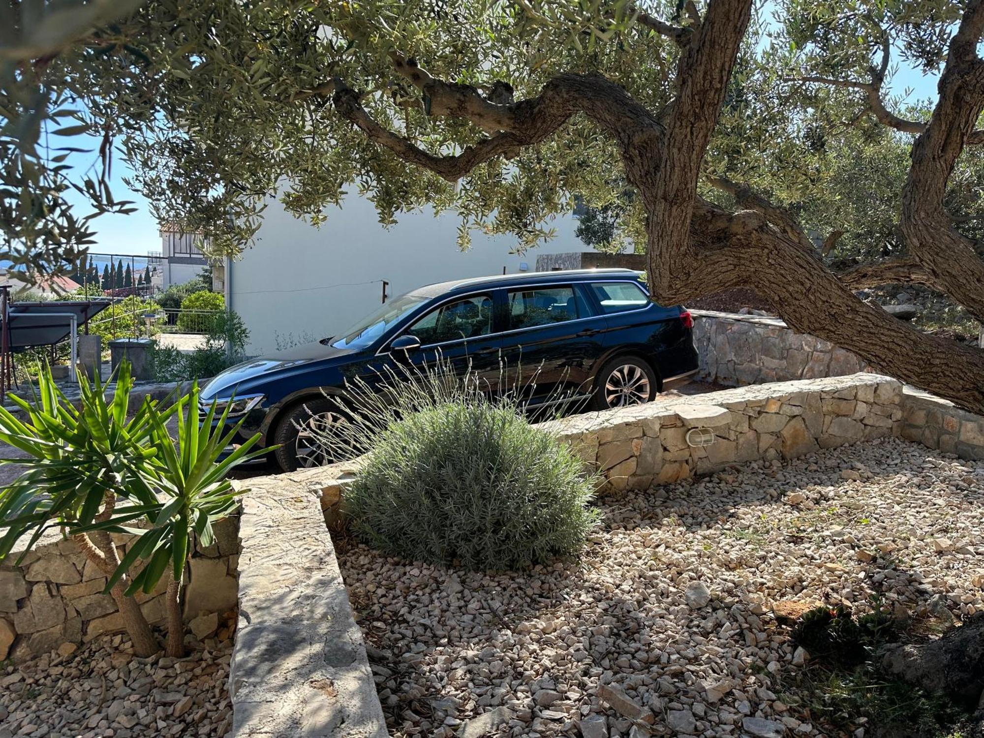 Primosten Apartments Exterior photo